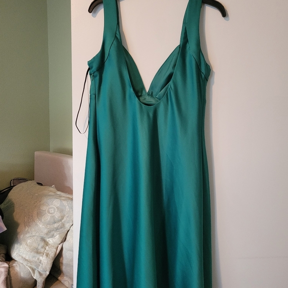 Never worn Calvin Klein jewel tone party dress - Picture 2 of 3